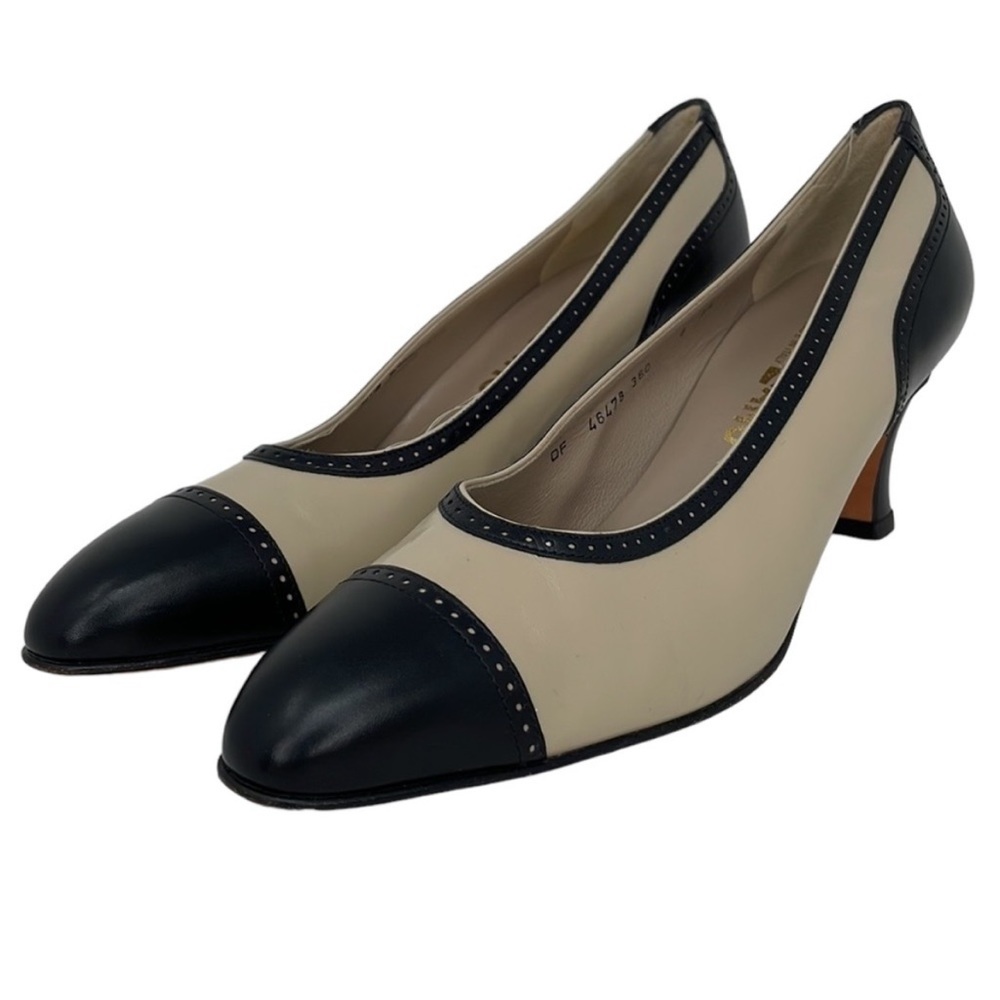 Salvatore Ferragamo Cap Toe Heels Leather Pumps Vintage Size 8 two tone